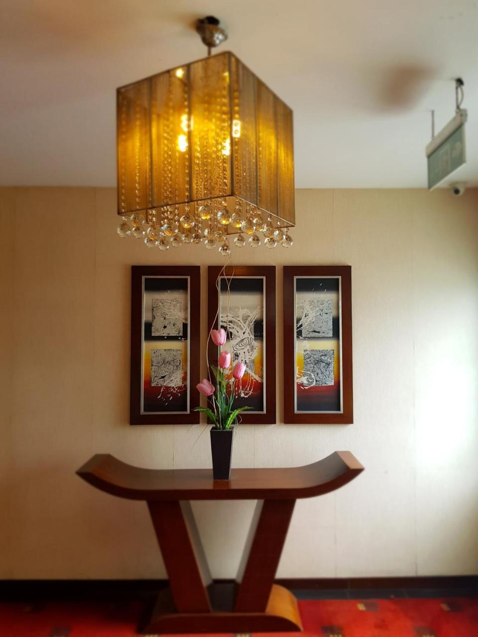 Scarlet Dago Hotel Бандунг Экстерьер фото